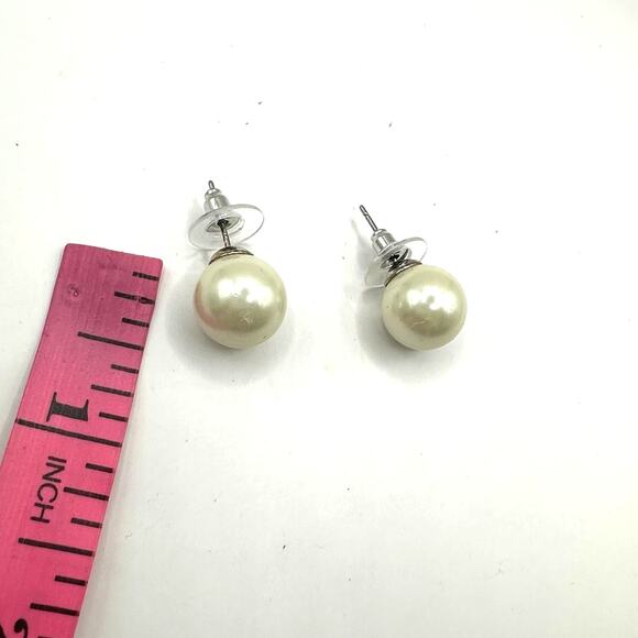 Faux Pearl Stud Earrings Pierced Preppy Minimalist Retro Summer Round Ball - Picture 2 of 7